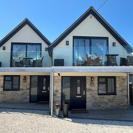 The Pines Hotel 스와니지 외부 사진